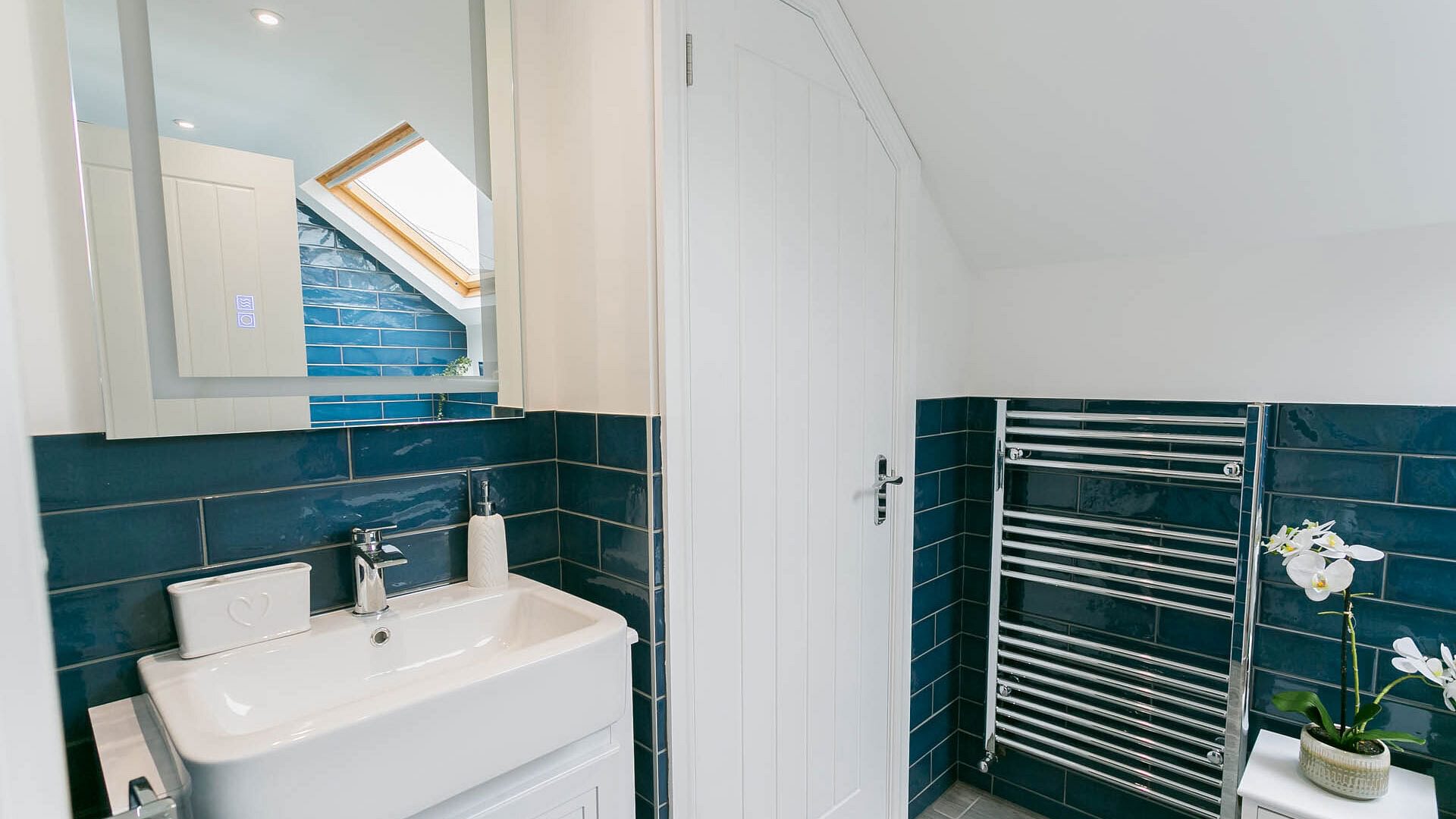 45 Bryn Lane Beaumaris Anglesey bathroom 5 1920x1080