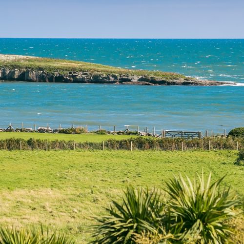 7 Seaview Moelfre Anglesey LL728 LE cave 1920x1080