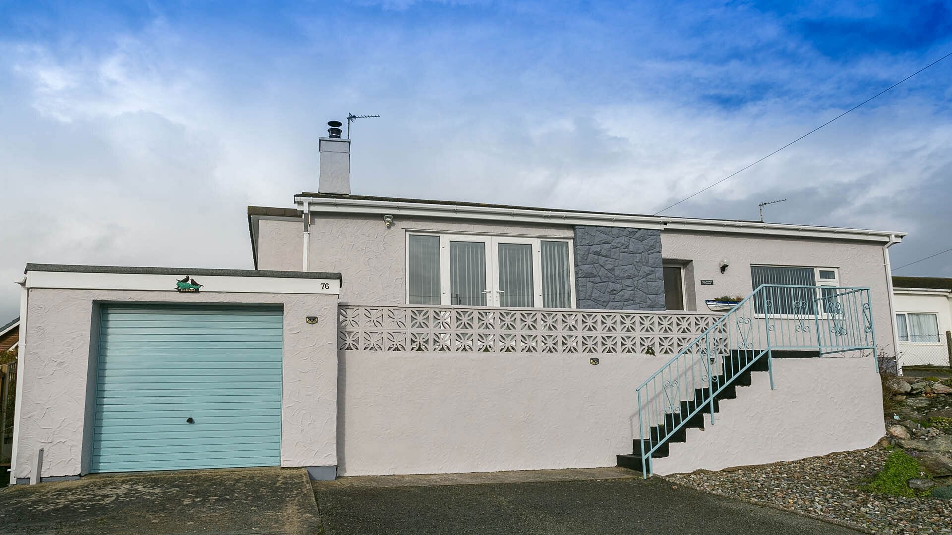 76 Penrhyn Geiriol Trearddur Bay Anglesey exterior 1920x1080