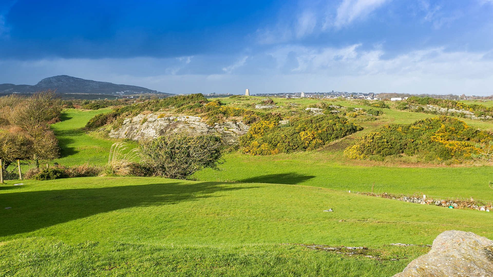 76 Penrhyn Geiriol Trearddur Bay Anglesey rural views 1920x1080