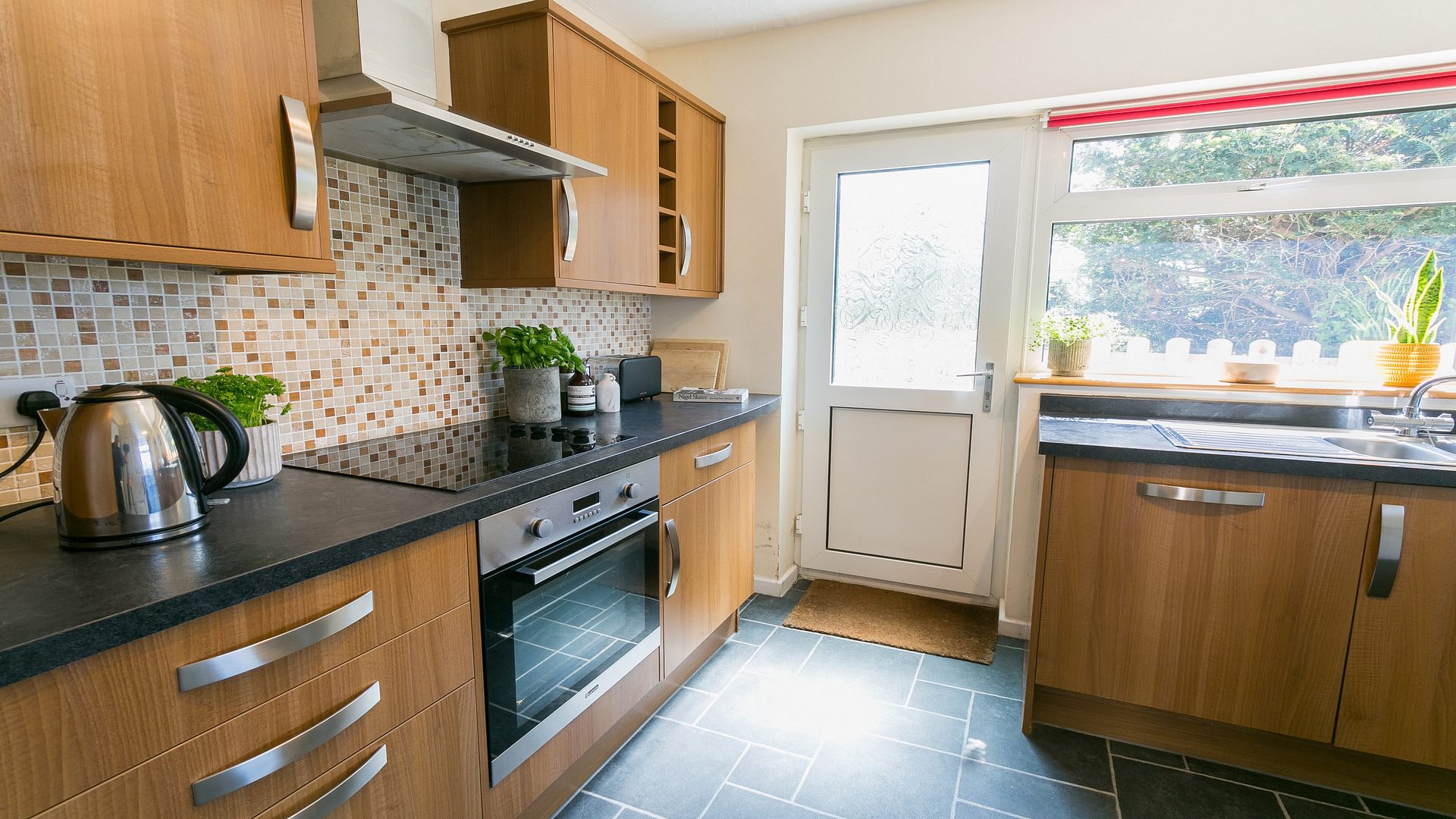 Cae Calch Morfa Nefyn Gwynedd LL536 BB kitchen 1920x1080