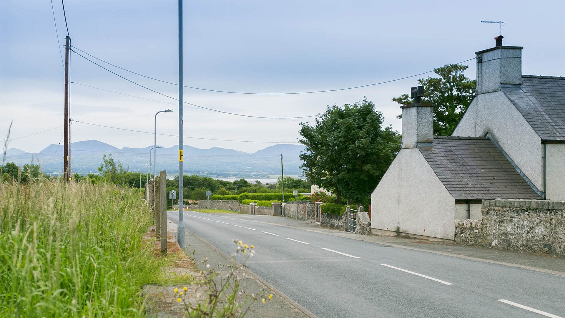 Cae Coch Newborough Anglesey newborough main road 1920x1080