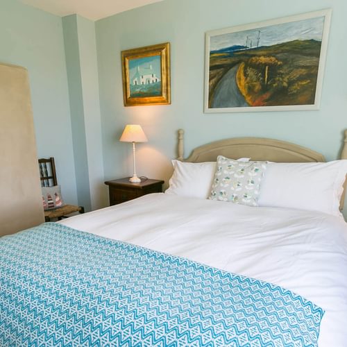 Cae Llyn Rhoscolyn Anglesey RS master bedroom 6 1920x1080