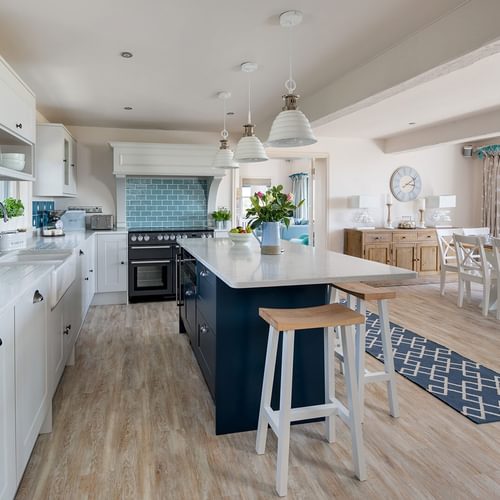 Cil y Gwynt Rhoscolyn Anglesey kitchen dining space 2 1920x1080