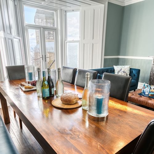 Craig Hyfryd Beaumaris Anglesey dining living room 2 1920x1080