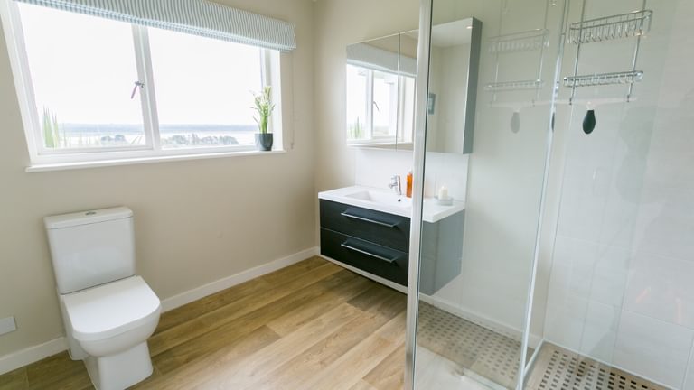 Ael Y Bryn Malltraeth Anglesey ensuite