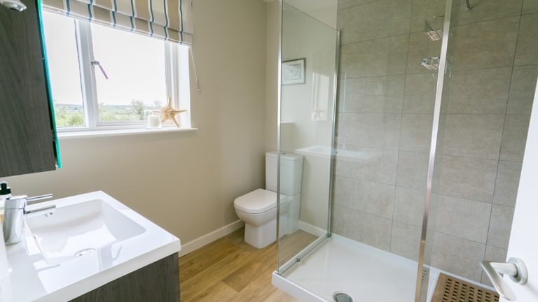 Ael Y Bryn Malltraeth Anglesey shower with sea views