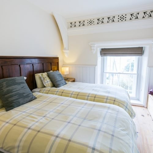 Boltholes and Hideaways Capel Seion Cwyfan twin bedroom 2 to window