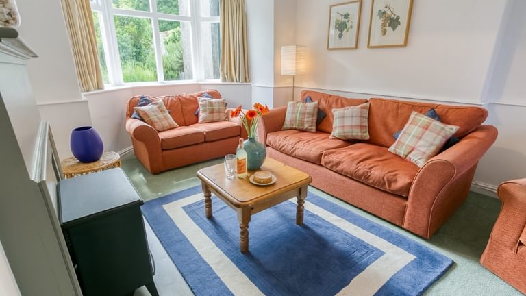 Boltholes and Hideaways Anglesey Plas Lligwy sitting room