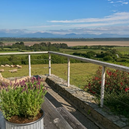 Boltholes and Hideaways Ael Y Bryn Anglesey estuary views 200123 161140