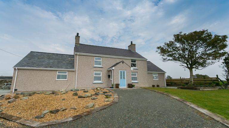 Boltholes and Hideaways Bettws Farmhouse Cemaes Bay outside house