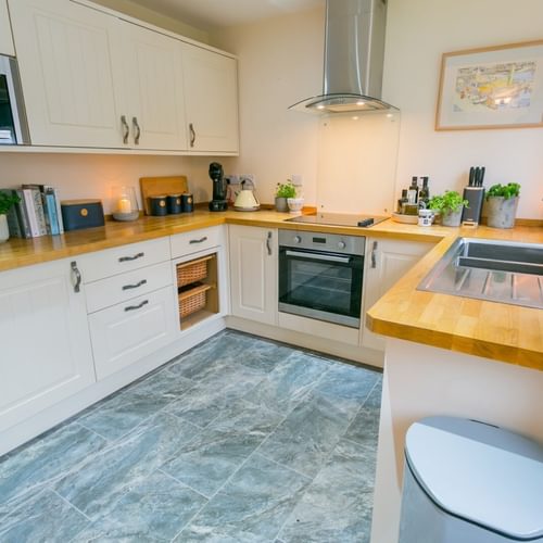 Boltholes and Hideaways Bryn Rhosyn Red Wharf Bay Anglesey Kitchen
