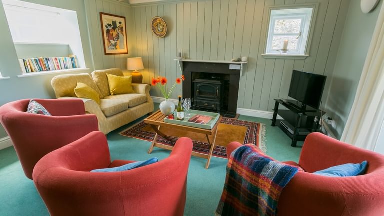 Boltholes and Hideaways Fancy House Lligwy Anglesey sitting room