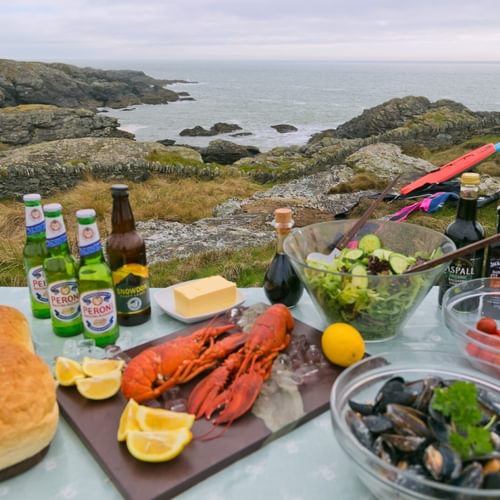 Boltholes and Hideaways Hafod Trearddur Bay Holiday Let Anglesey lobster and mussels 1620