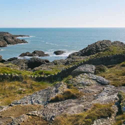 Boltholes and Hideaways Hafod Trearddur Bay Holiday Let Anglesey sound of the sea 1620