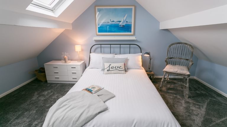 Boltholes and Hideaways Hyfrydle Beaumaris double bedroom in eaves 1620