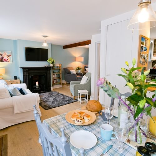 Boltholes and Hideaways Melvin Cottage Beaumaris dining to sitting room 1620
