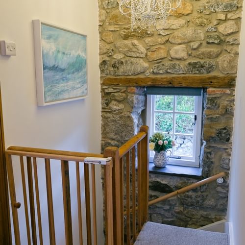 Boltholes and Hideaways Melvin Cottage Beaumaris hall area upstairs 1080