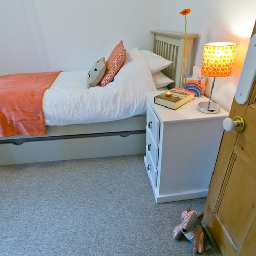 Boltholes and Hideaways Melvin Cottage Beaumaris single bedroom from hall 1620