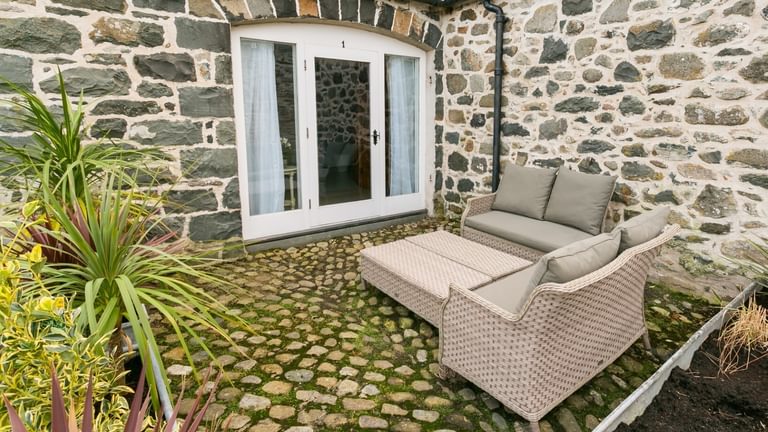 Boltholes and Hideaways Tal Y Bont Uchaf The Cottage sleeps 2 outdoor seating Large