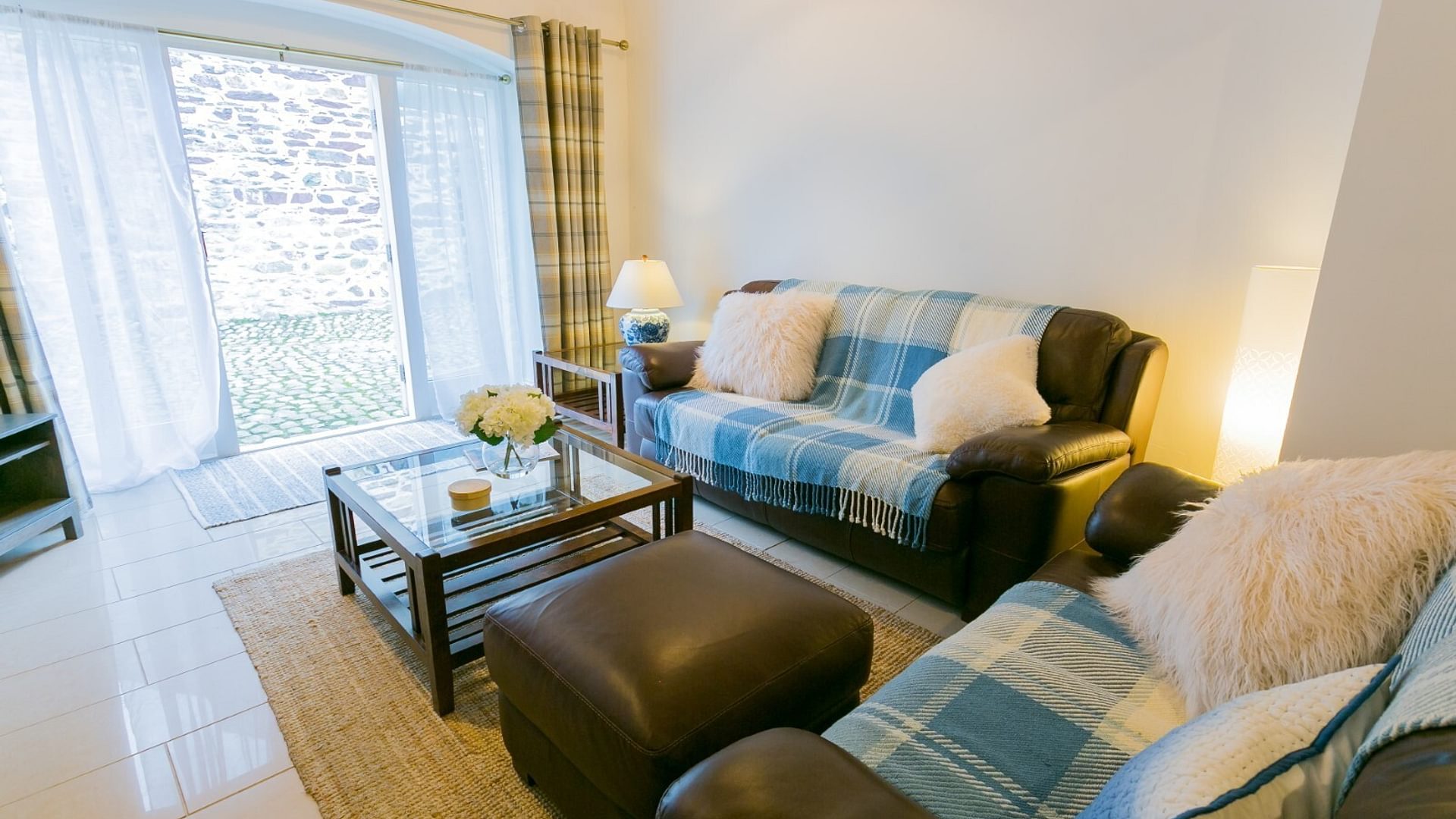 Boltholes and Hideaways Tal Y Bont Uchaf The Cottage sleeps 2 sitting room dog friendly Large