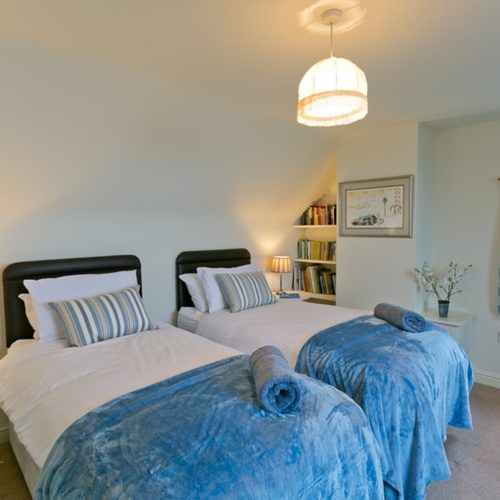 Boltholes and Hideaways Tan Y Bryn twin bedroom two