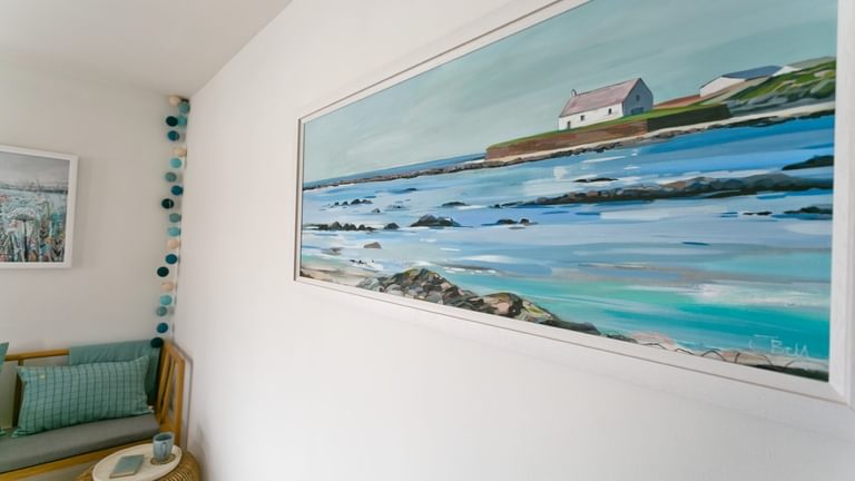 Boltholes and Hideaways Ty Glan Y Mor Aberffraw Janet Bell picture