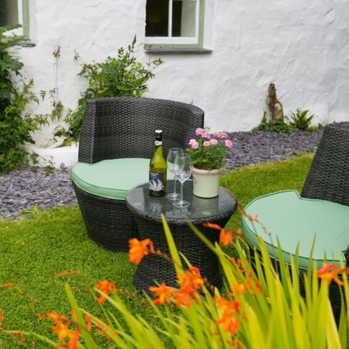 Boltholes and Hideaways Tyn Llan outdoor living