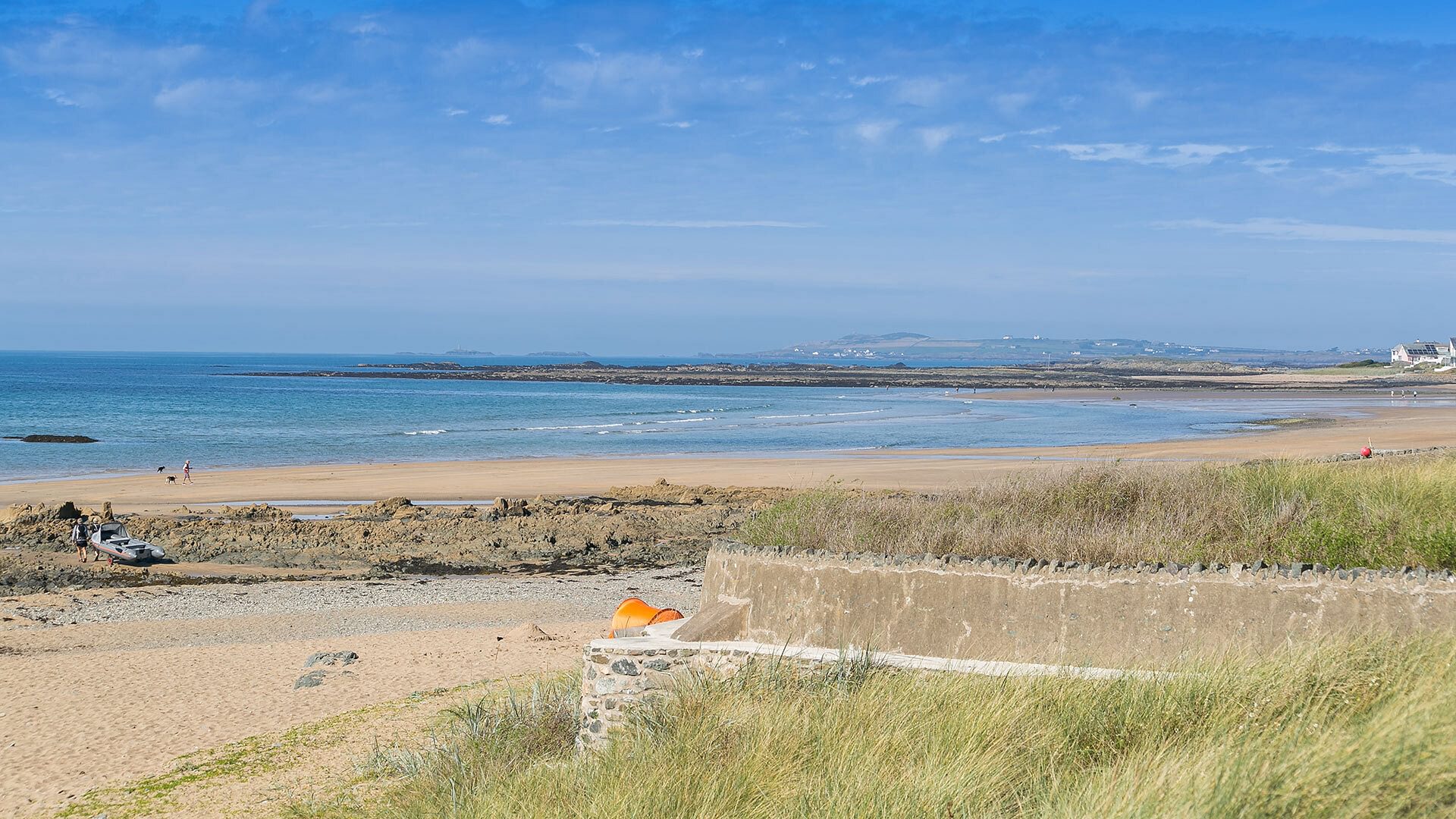 Borth Bach Rhosneigr Anglesey garden beach view 1920x1080