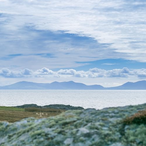 Borth Wen Rhoscolyn Anglesey view to the rivals 1920x1080