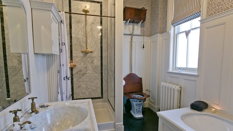 Bay House Beaumaris Anglesey bathroom 1920x1080