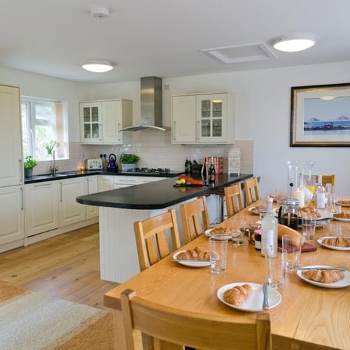 Belan Wen kitchen and dining Boltholes and Hideaways Anglesey cottage near the beach