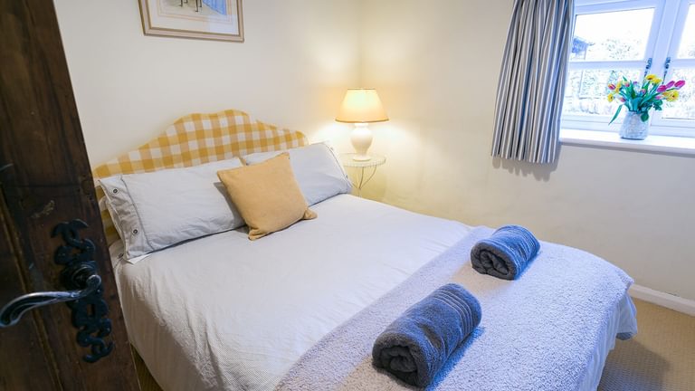Bryn Mor Llanddona Anglesey main bedroom 2 1920x1080