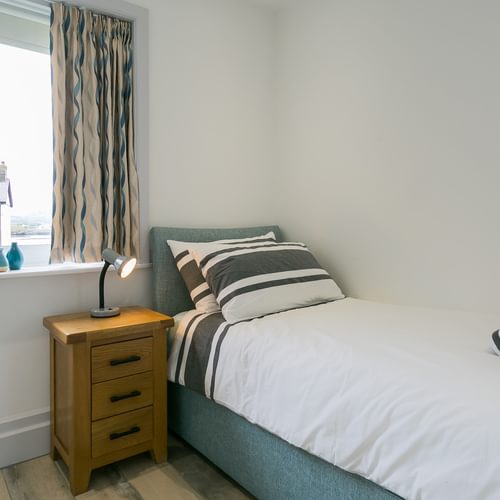 Bwthyn Alberts Ravenspoint Road Trearddur Bay Anglesey LL652 AQ triple single bedroom 1920x1080