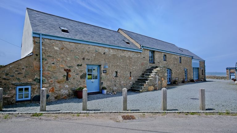 Bwthyn Derwen Llanfaethlu Anglesey outside 1920x1080