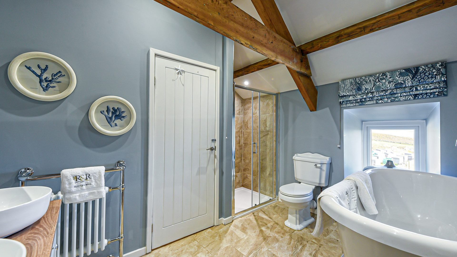 GOFERYDD BATHROOM 1 B