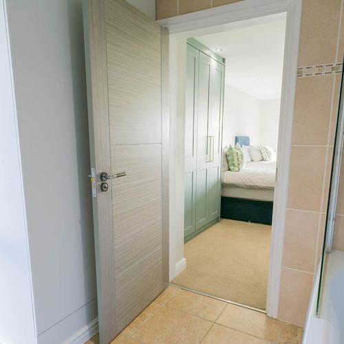 Garreg Hen Trearddur Bay Anglesey bathroom bedroom 1920x1080