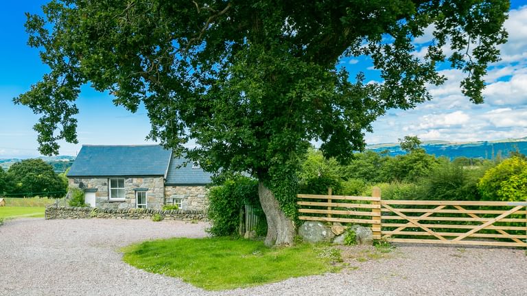 Granary Llwyn Y Gwaew Llanbedr Y Cennin Conwy Gwynedd LL328 UT fencings 1920x1080