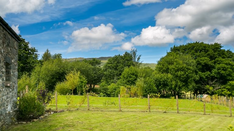 Granary Llwyn Y Gwaew Llanbedr Y Cennin Conwy Gwynedd LL328 UT lawn 1920x1080