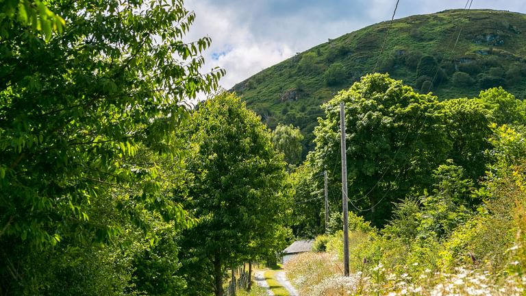 Granary Llwyn Y Gwaew Llanbedr Y Cennin Conwy Gwynedd LL328 UT mountain 1920x1080