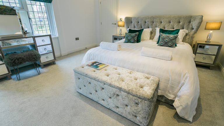 Gwynaeth Gwyn Llanddona Anglesey main bedroom to bed 1920x1080