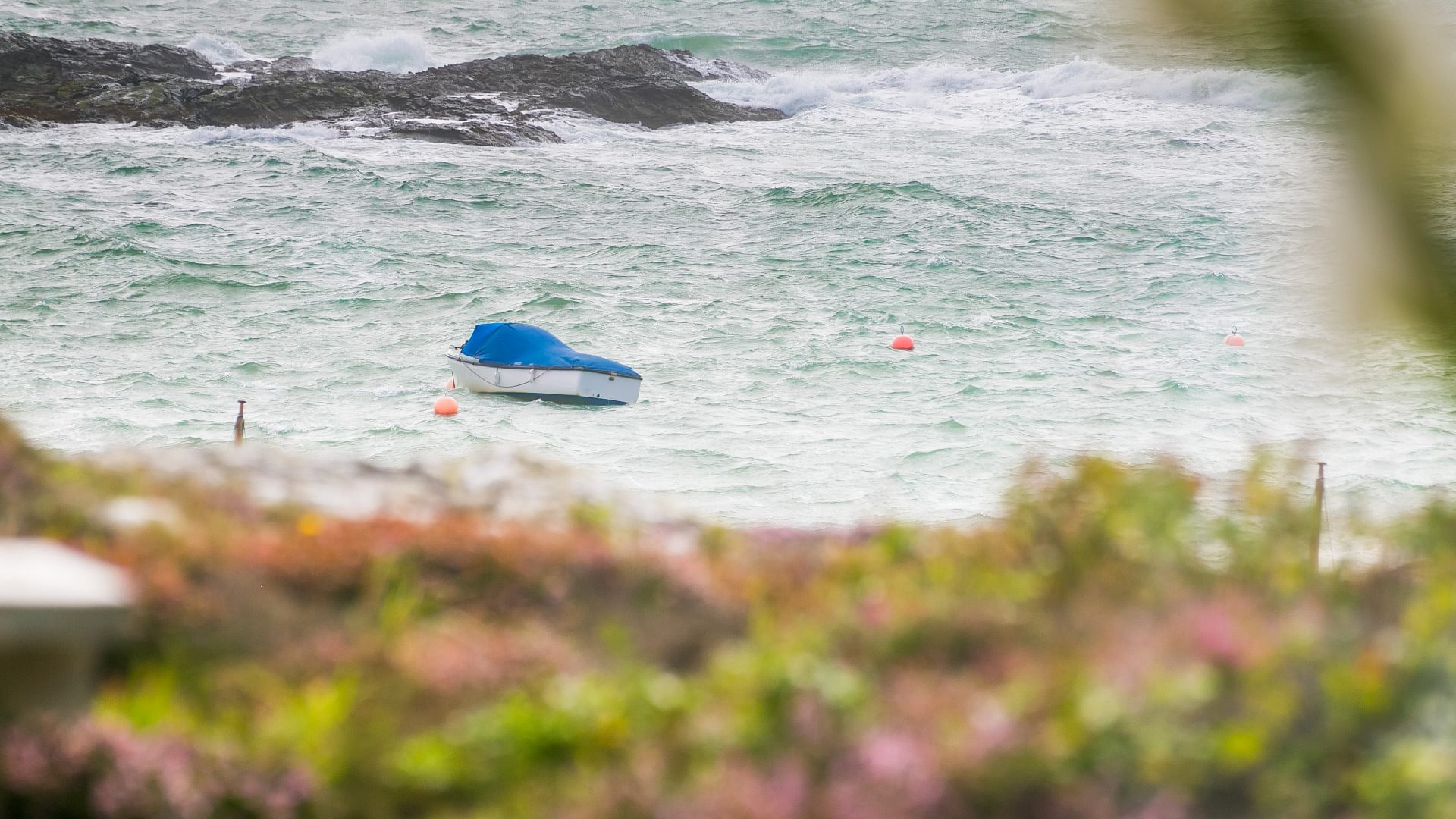 Gwyndy Bach Lon Penrhyngarw Trearddur Bay Anglesey LL652 YY boat 1920x1080