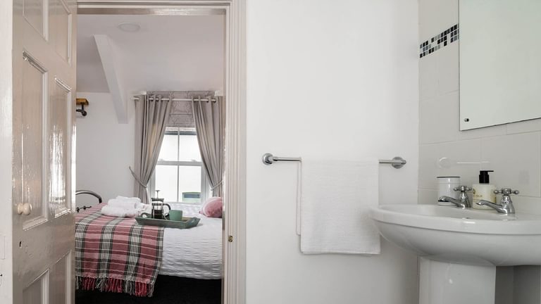 Gwyndy Beaumaris Anglesey bathroom to bedroom 1920x1080