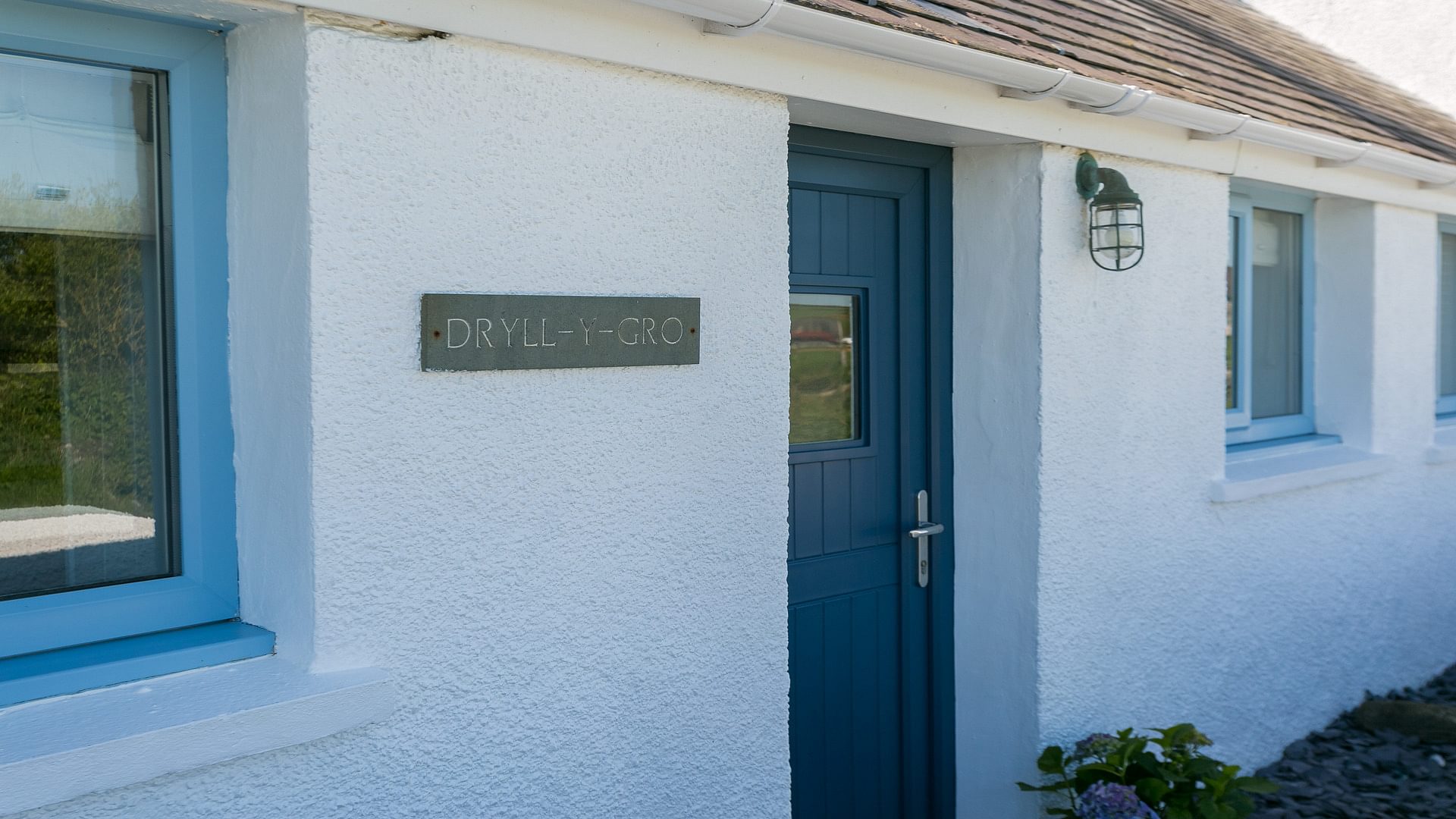 Dryll Y Gro Trefadog Llanfaethlu Anglesey LL654 PE front door too 1920x1080