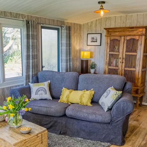 Easter Cabin Lligwy Anglesey living area 3 1920x1080