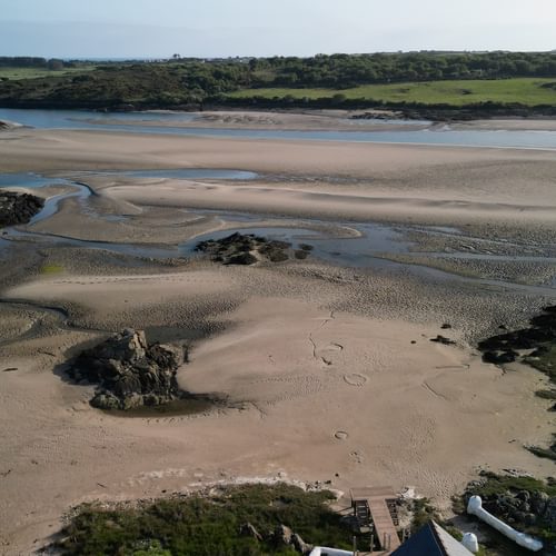 House on the beach Ty Gwyn Cymyran Anglesey LL65 3 LE sands three 1920x1080