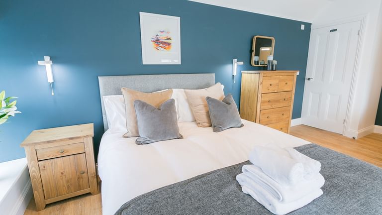 Hen Cymyran Valley Anglesey blue bedroom 1920x1080