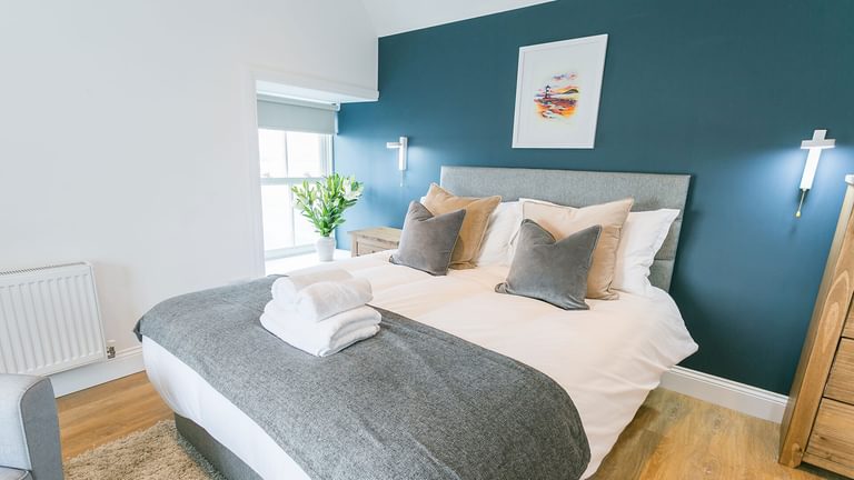 Hen Cymyran Valley Anglesey blue bedroom 2 1920x1080