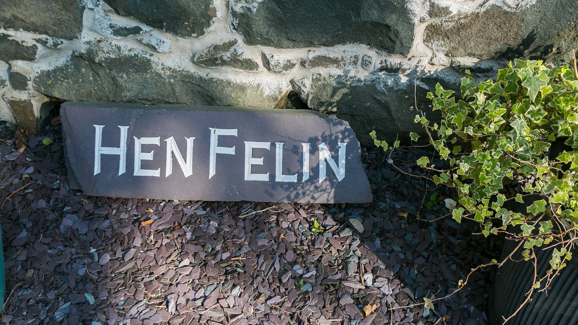 Hen Felin Rhoshirwaun Abersoch Gwynedd LL538 HS sign 1920x1080