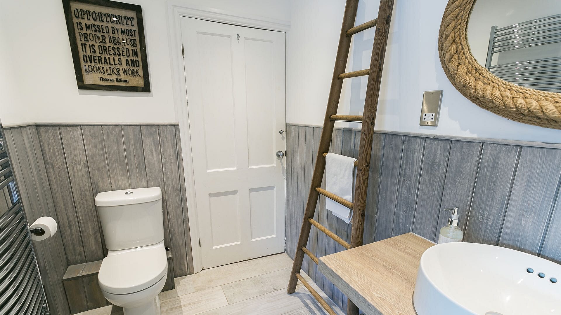 Hideaway Beaumaris Anglesey bathroom 2 1920x1080